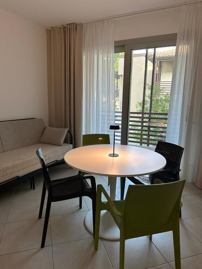 Prassitele Apartments 리그나노 사비아도로 외부 사진