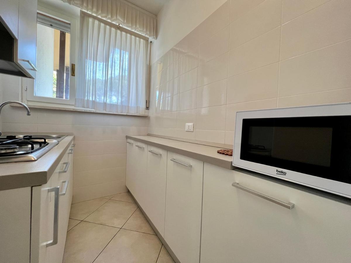 Prassitele Apartments 리그나노 사비아도로 외부 사진