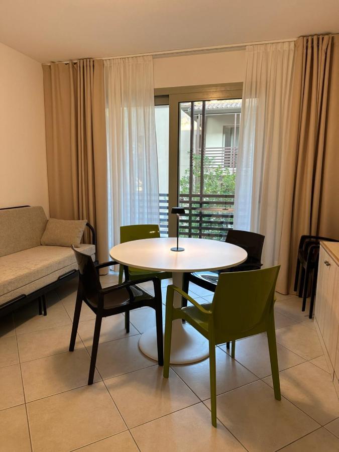 Prassitele Apartments 리그나노 사비아도로 외부 사진