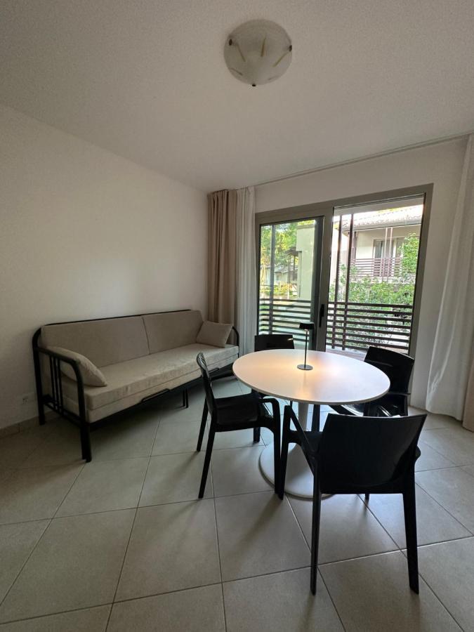 Prassitele Apartments 리그나노 사비아도로 외부 사진